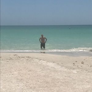 Meet your Posher, Larry